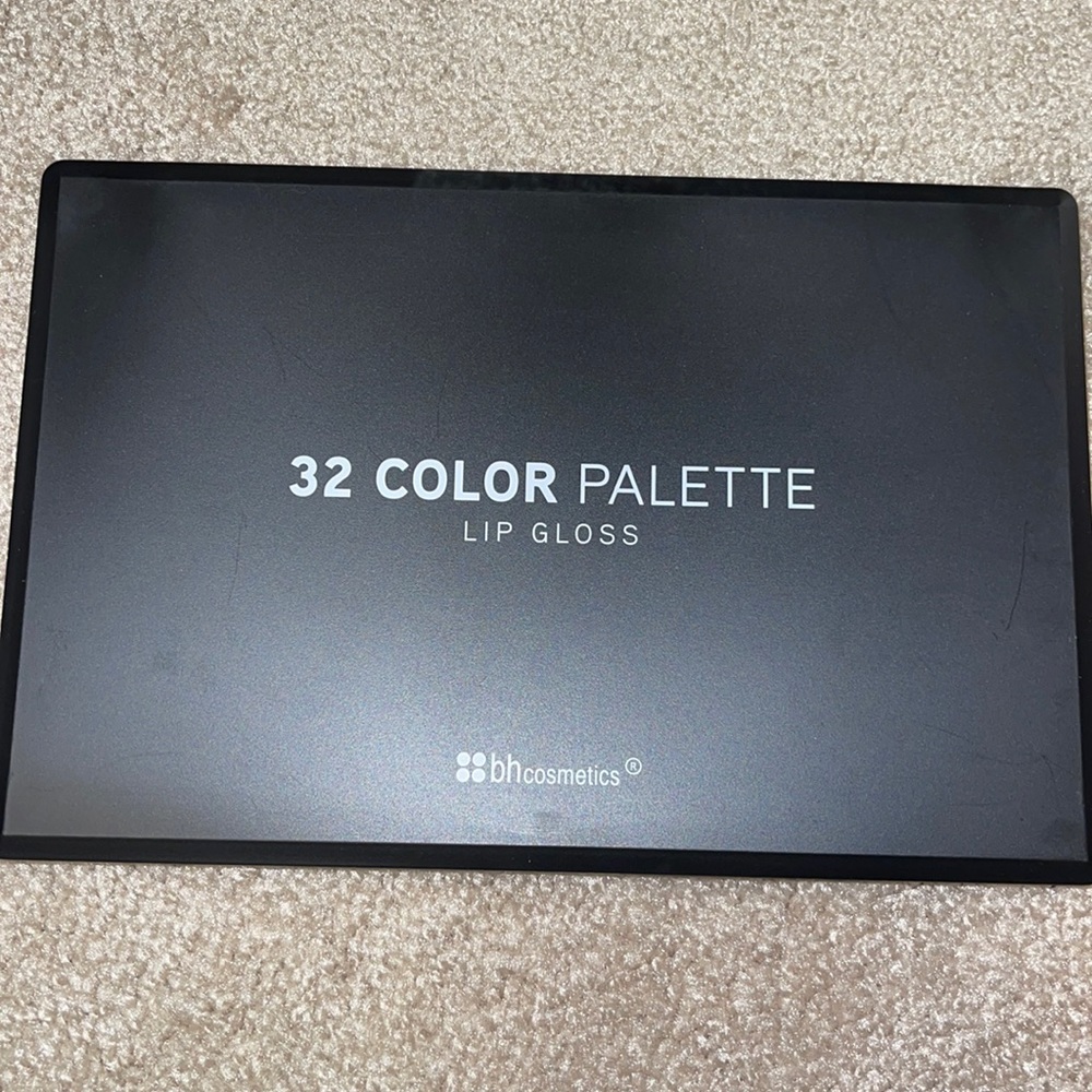 BH cosmetics lip gloss palette